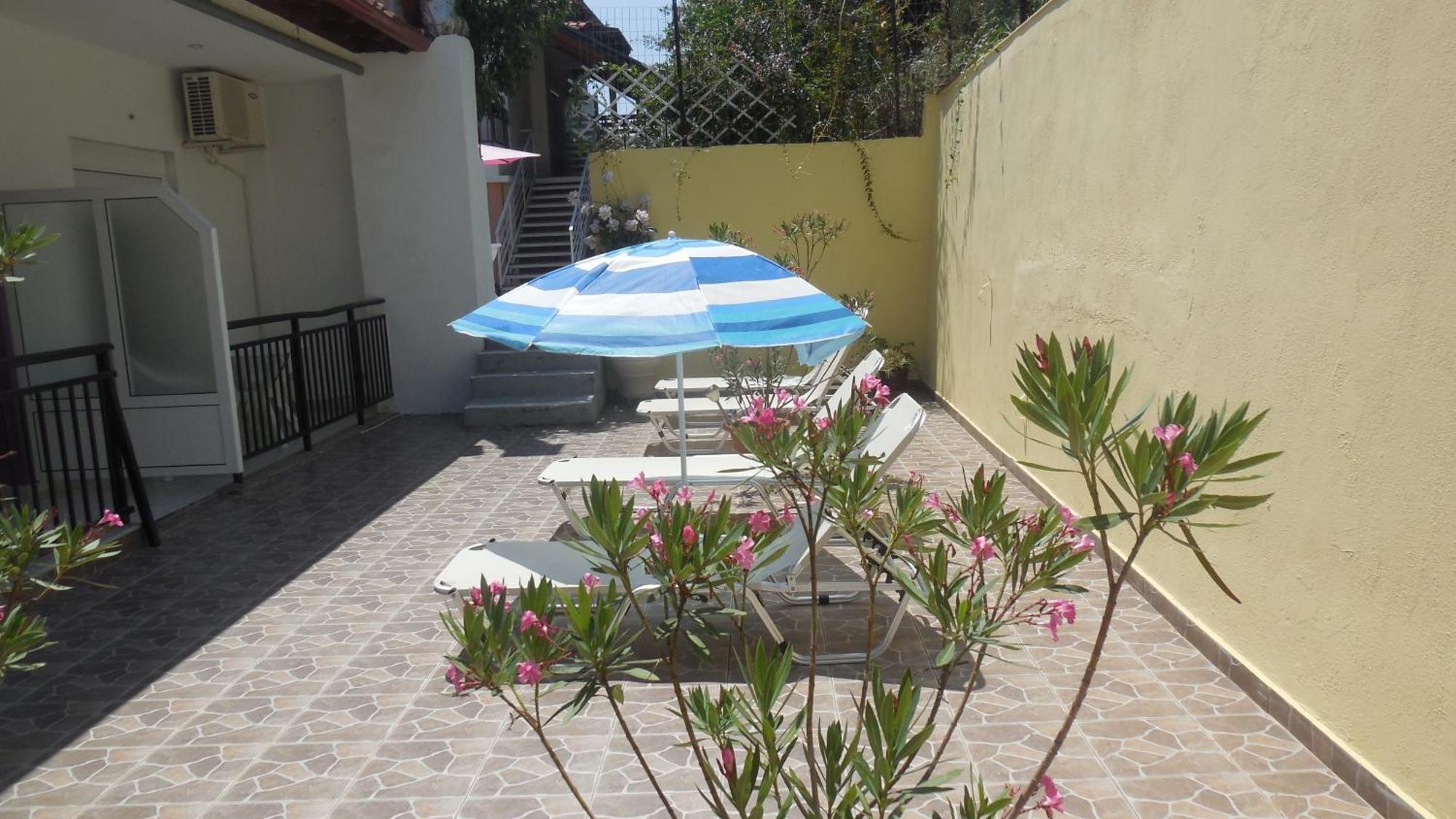 Star Beach Resort - Makrygialos Beachfront Nests Exterior photo