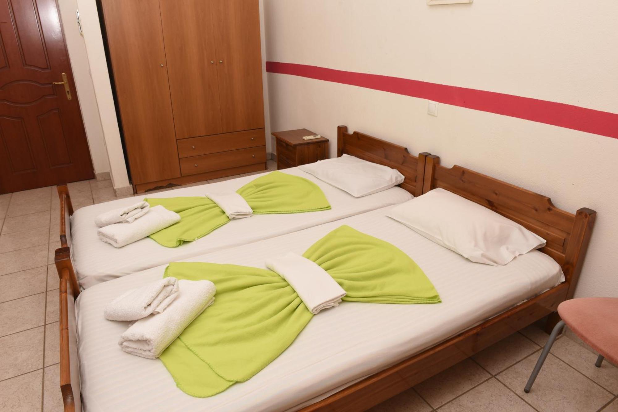 Star Beach Resort - Makrygialos Beachfront Nests Exterior photo