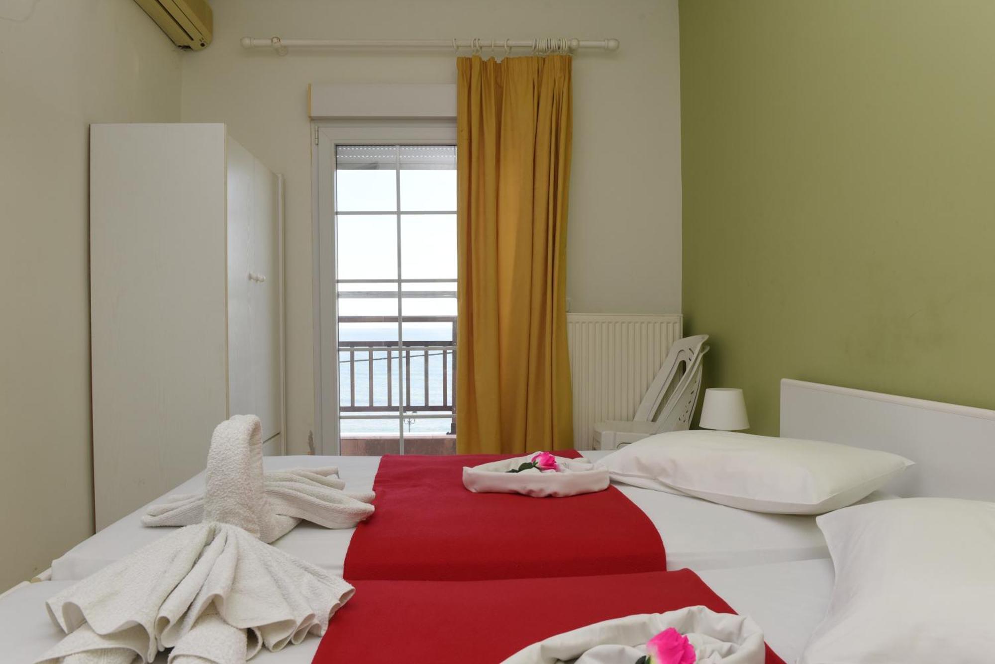 Star Beach Resort - Makrygialos Beachfront Nests Exterior photo