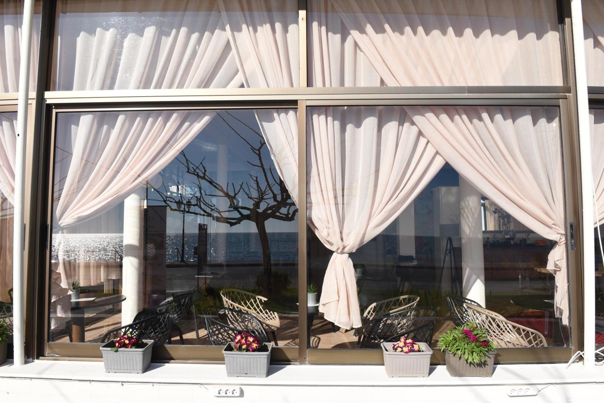 Star Beach Resort - Makrygialos Beachfront Nests Exterior photo