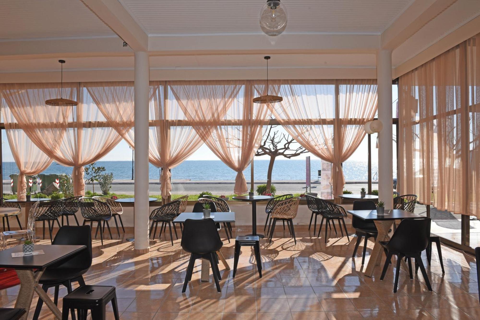 Star Beach Resort - Makrygialos Beachfront Nests Exterior photo